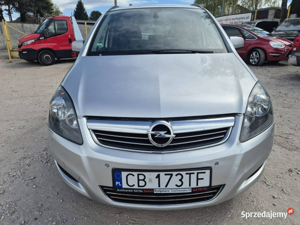 Opel Zafira Bogata wersja Zarejestrowany Zadbany lakier metallic Bydgoszcz