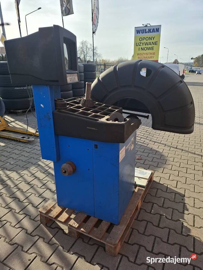 Wyważarka do kół osobowych Hoffmann M700P Pozostałe Zaścianki sprzedam