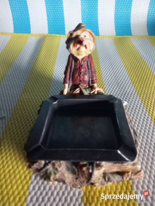 Popielniczkę sprzedam Wyposażenie wnętrza Borówno