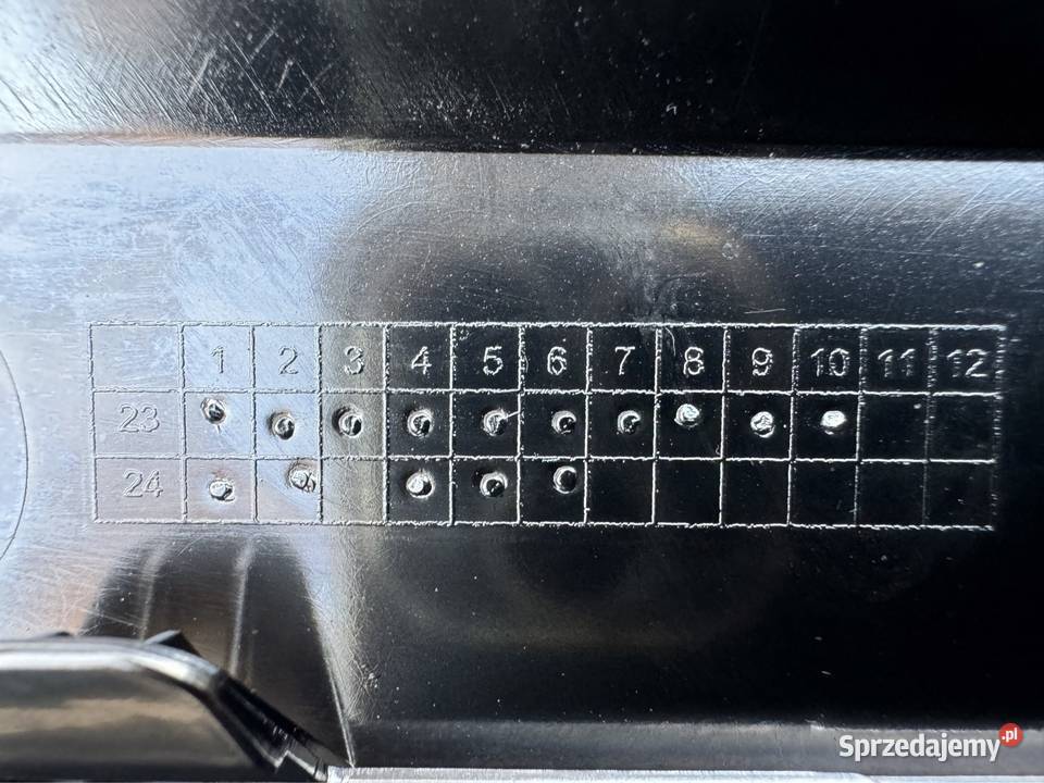 Listwa chrom zderzaka przód środkowy hyundai Listwy i nakładki wielkopolskie Sieraków sprzedam