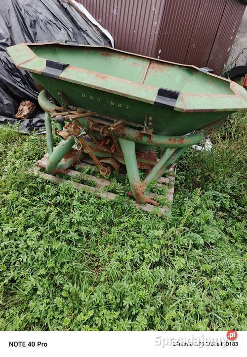 Rozsiewacz amazone 600l Rząchowa