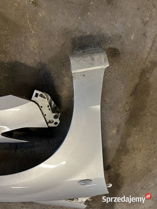 Błotnik prawy lewy przód Mazda 5 srebrny Błotniki Kęty sprzedam