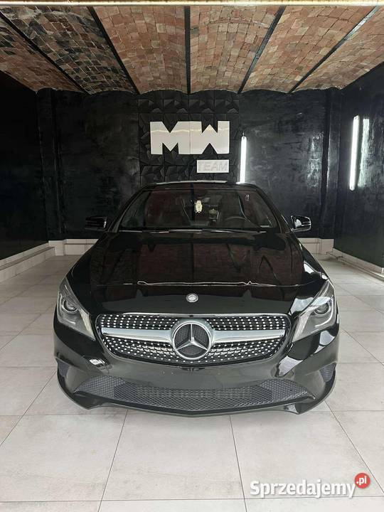 MercedesBenz CLA 250 2014 Czarna Luksusowa Coup sprzedam
