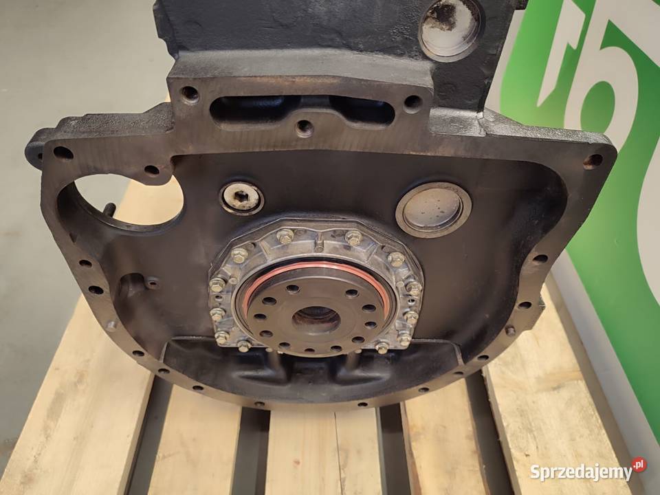 Słupek silnika MASSEY FERGUSON 860 Wilkowo