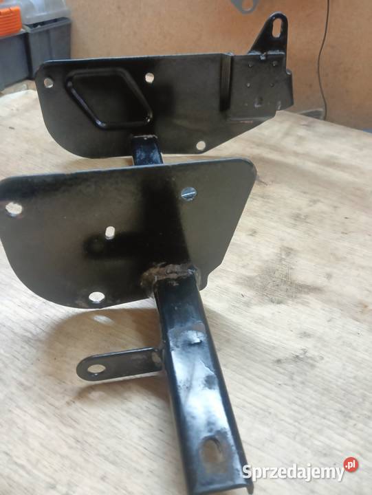 Uchwyt podestów i loża silnika Simson Sr 50 Pozostałe