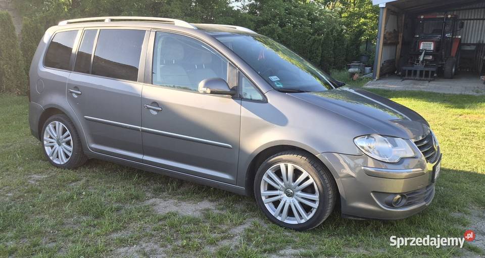 Volkswagen Touran zadbany Zagórów