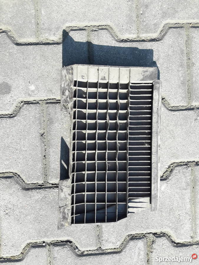 6736880606 panel lewy kierownicy deski mercedes śląskie Częstochowa