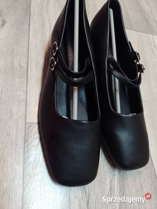 40 CzRnet niskie czółenka wieczorowe z podwójnym Kraków