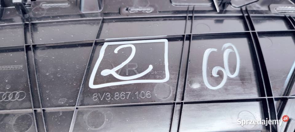 BOCZEK DRZWI P P AUDI A3 8V 8V3867106 MATERIAŁ 2 Przystajń