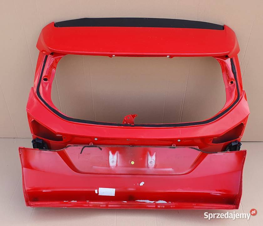 FORD FOCUS MK3 III KOMBI KLAPA BAGAŻNIKA TYŁ Trzciel