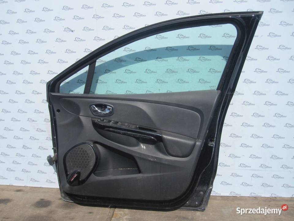 RENAULT CLIO IV 14r drzwi prawe przód świętokrzyskie