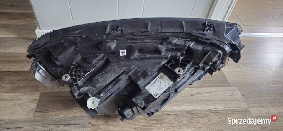 MERCEDES EQA EQB FULLLED A2439KZ LAMPA LEWA