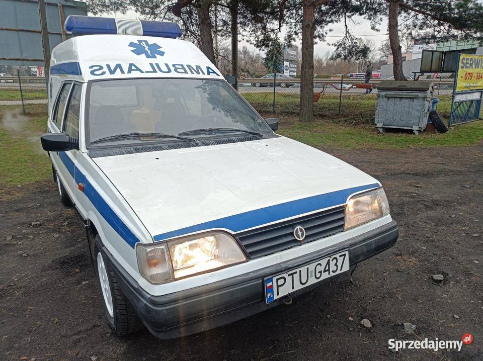 Polonez karetka pogotowia Pruszków