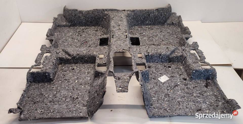 VW TIGUAN II PODŁOGA WYGŁUSZENIE 5NA863919A osobowe dolnośląskie