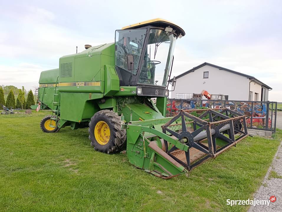 Kombajn zbożowy John Deere 1052 1166 John Deere Rawica Nowa