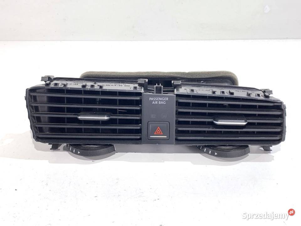 KRATKA NAWIEWU PRZÓD VW GOLF VII 5G1815736C