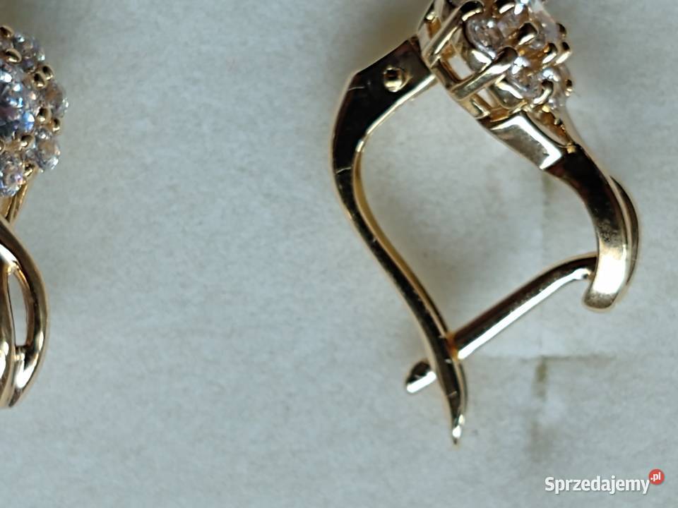 Złote kolczyki Apart nowe