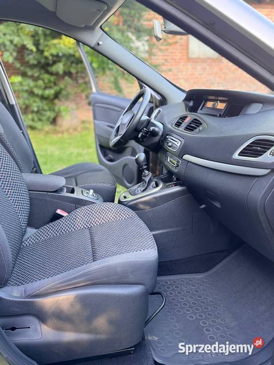 Sprzedam Renault Megane Scenic 2011