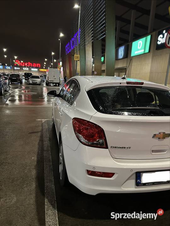 Chevrolet cruze 18 benzyna Bogata czujnik parkowania Cruze Miejsce Piastowe sprzedam