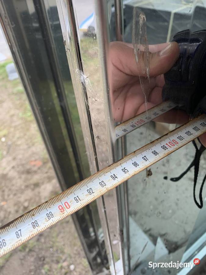 Drzwi wejściowe obrotowe karuzelowe do biura Sadki