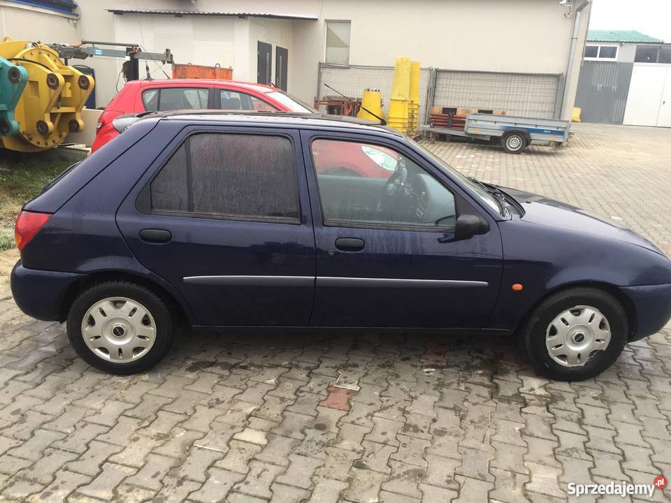 Sprzedam auto szybko Fiesta