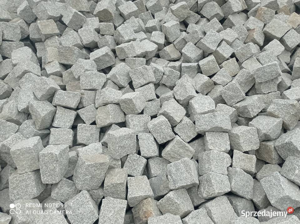 Kostka granitowa szaroruda 1517 Strzegom