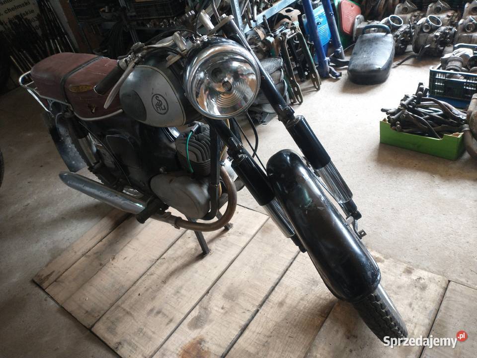 SHL M11 z 1963 roku z dokumentami