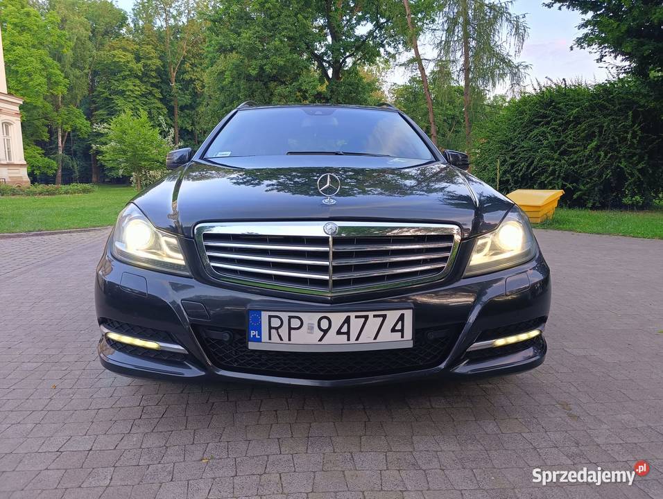 Sprzedam Mercedesa C klasa W204 lift Przemyśl