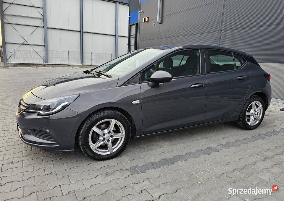 Opel Astra K Salon Serwisowana w ASO Motoryzacja lubelskie Poniatowa