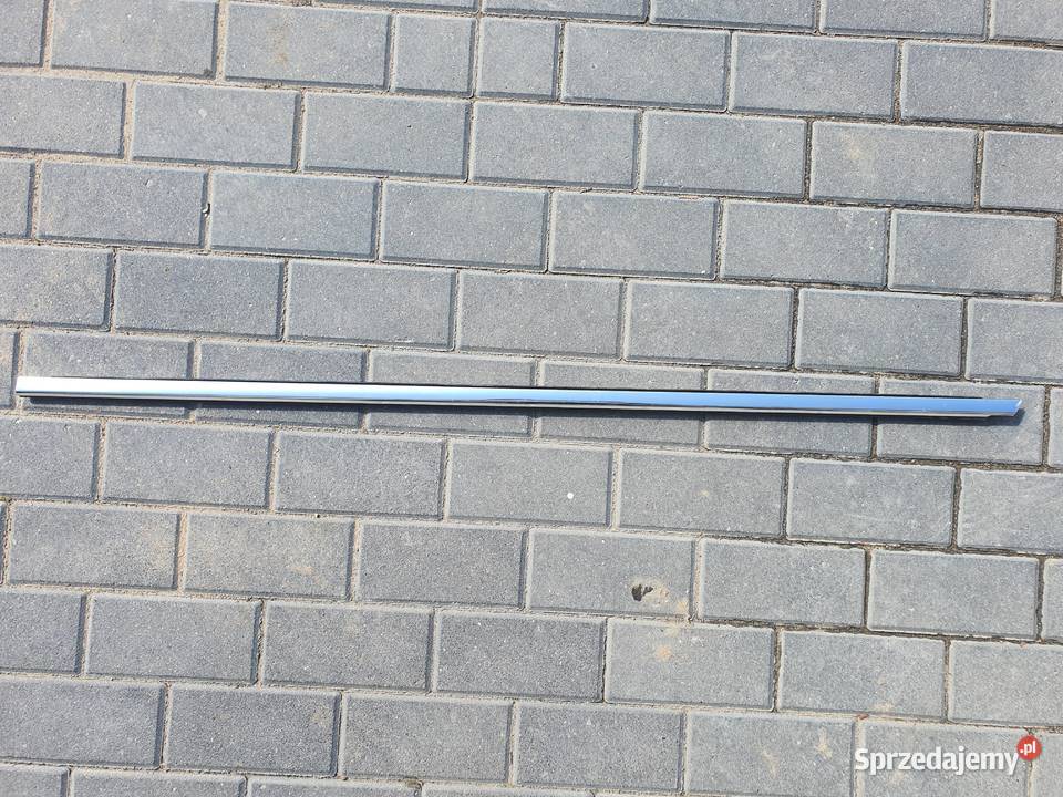 Listwa zgarniająca LEWY przód Vw Touareg II Części warmińsko-mazurskie Ełk