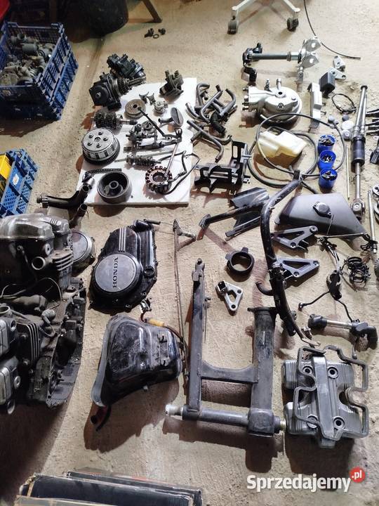 Części honda vf750 vf700 rc07 rc09 magna 8288r małopolskie Tarnów