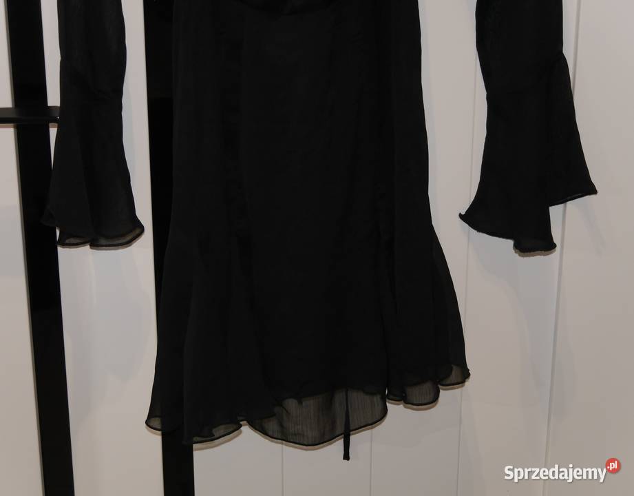 Stradivarius piękna sukienka tiul nowa 36 S czarny sprzedam