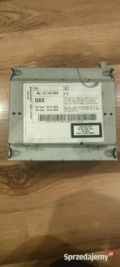 Radio z panelem sterowania opel insignia Buk