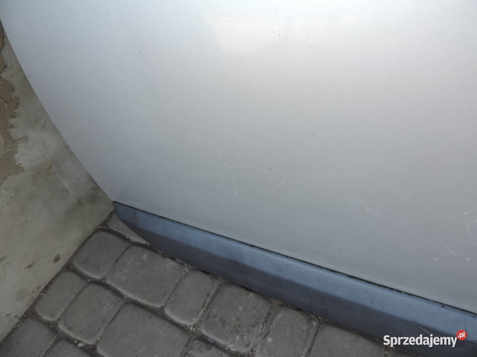 FIAT SEDICI 08r DRZWI LEWY TYŁ osobowe Nowy Sącz