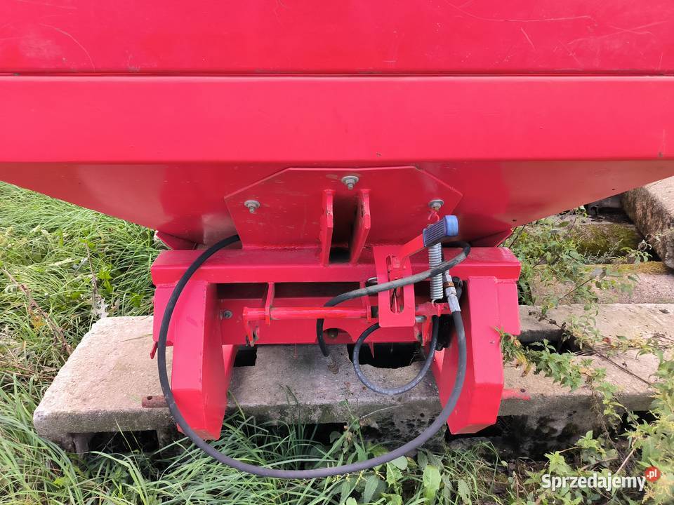 Rozsiewacz nawozu JARMET 1518M nieuszkodzony Lucim