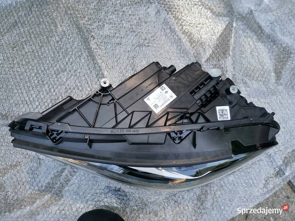 Mercedes CLA LIFT W218 A1189060801 LAMPA LEWA Czarnków