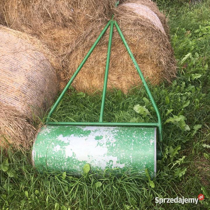 Wał do ugniatania ziemi pod trawę Wyszki