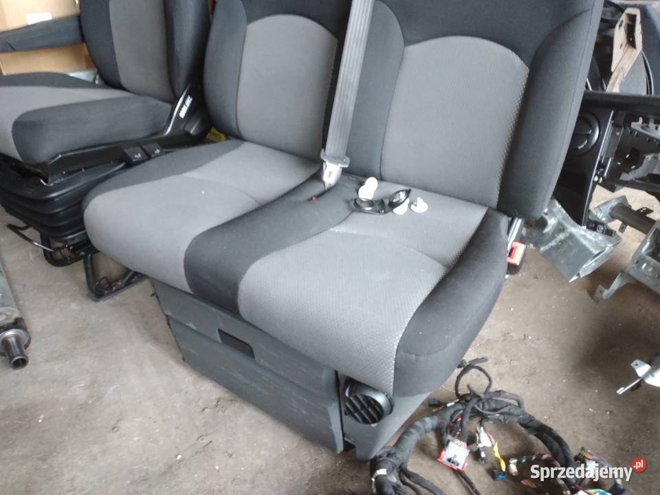 Iveco Daily 2013r Kanapa pasażera europejska z Złoczew