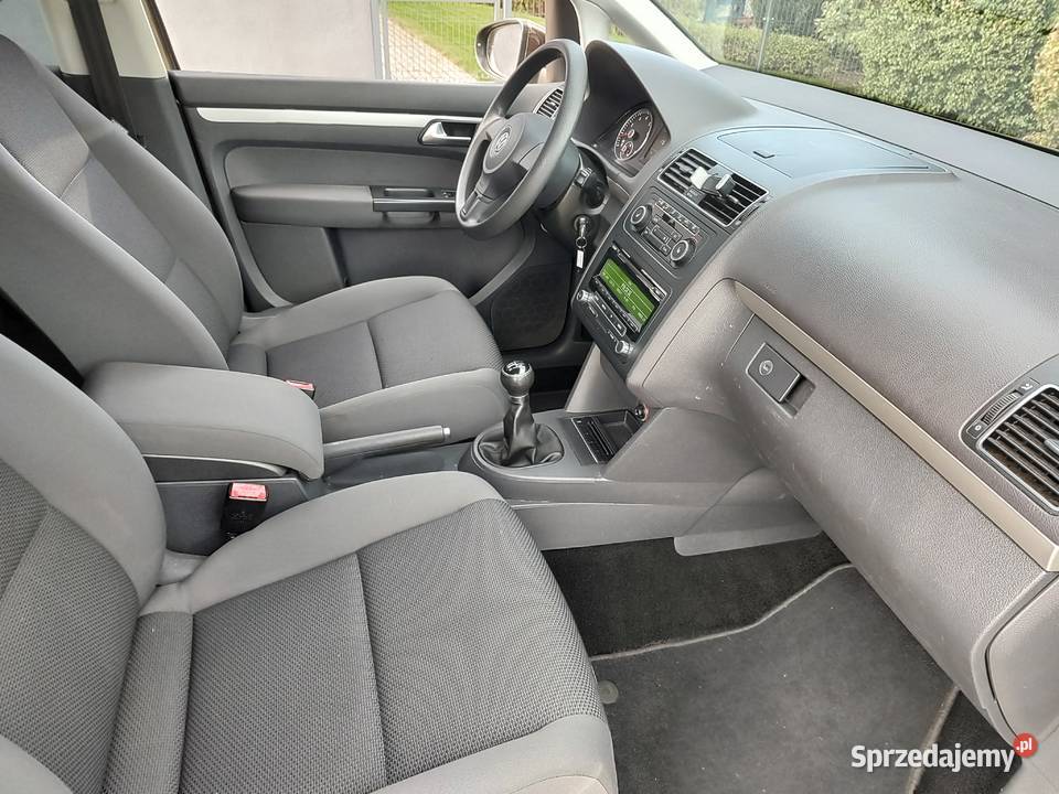 VW TOURAN BENZYNA 7 OSÓB Touran