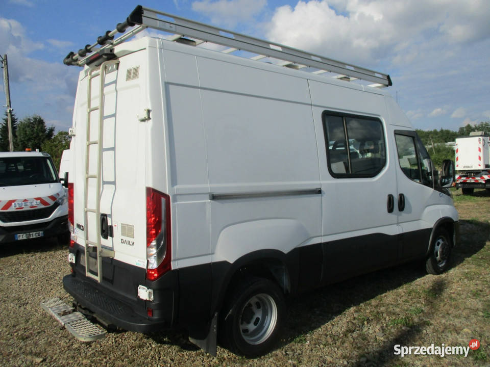 Iveco Daily 35C18 30 HPI 180 brygadówka 6 osób wielofunkcyjna kierownica Dębica