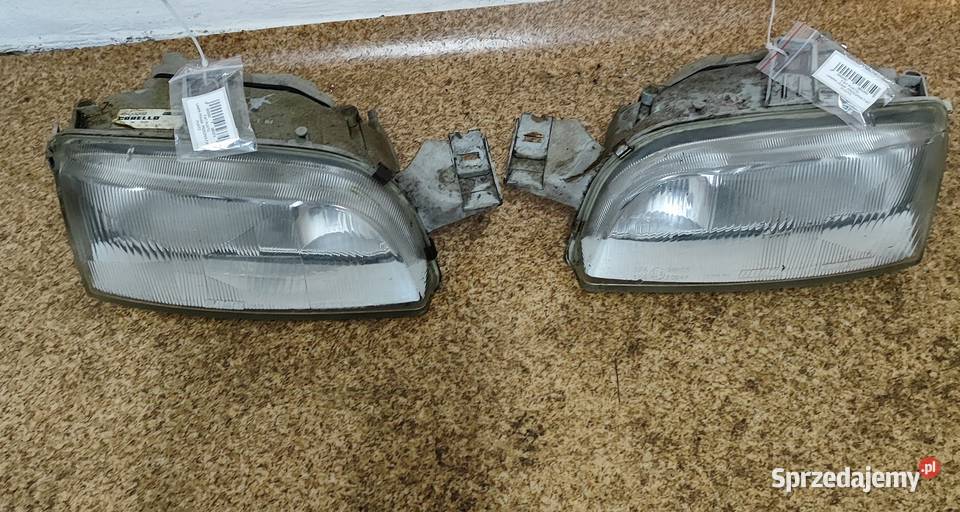 Fiat Punto 1 Lampy przód kpl lewa i prawa Żywiec
