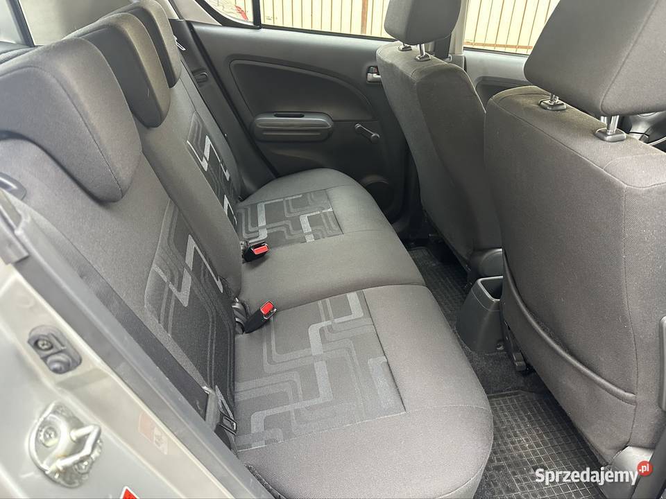 Salon PolskaPełen AutomatNowe Opony