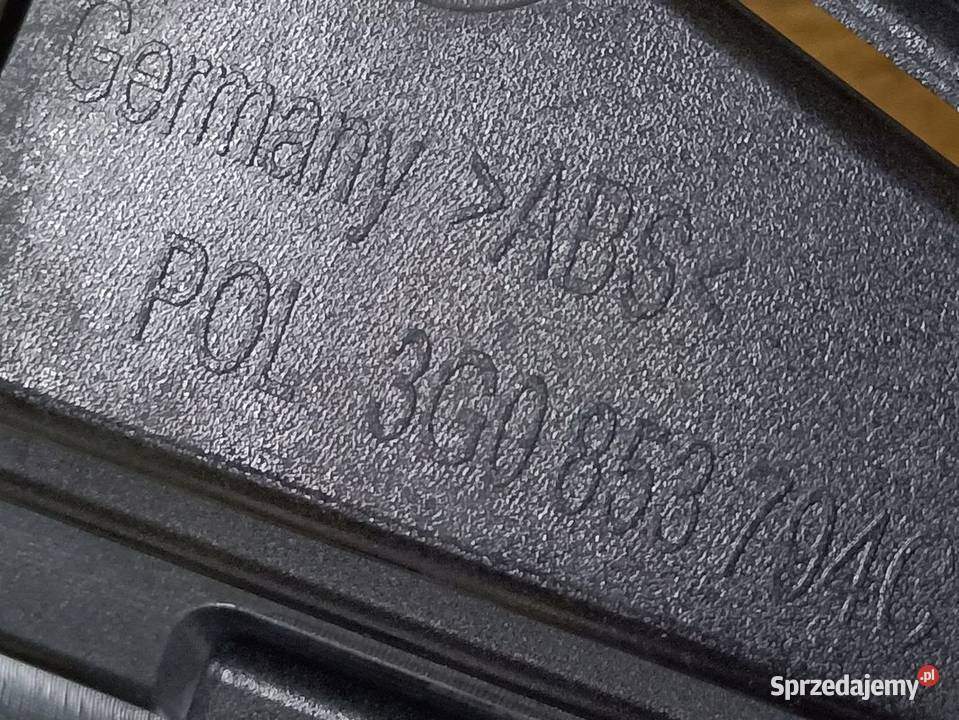 VW PASSAT B8 RLINE KRATKA ZDERZAKA PRAWY PRZÓD Pleszew