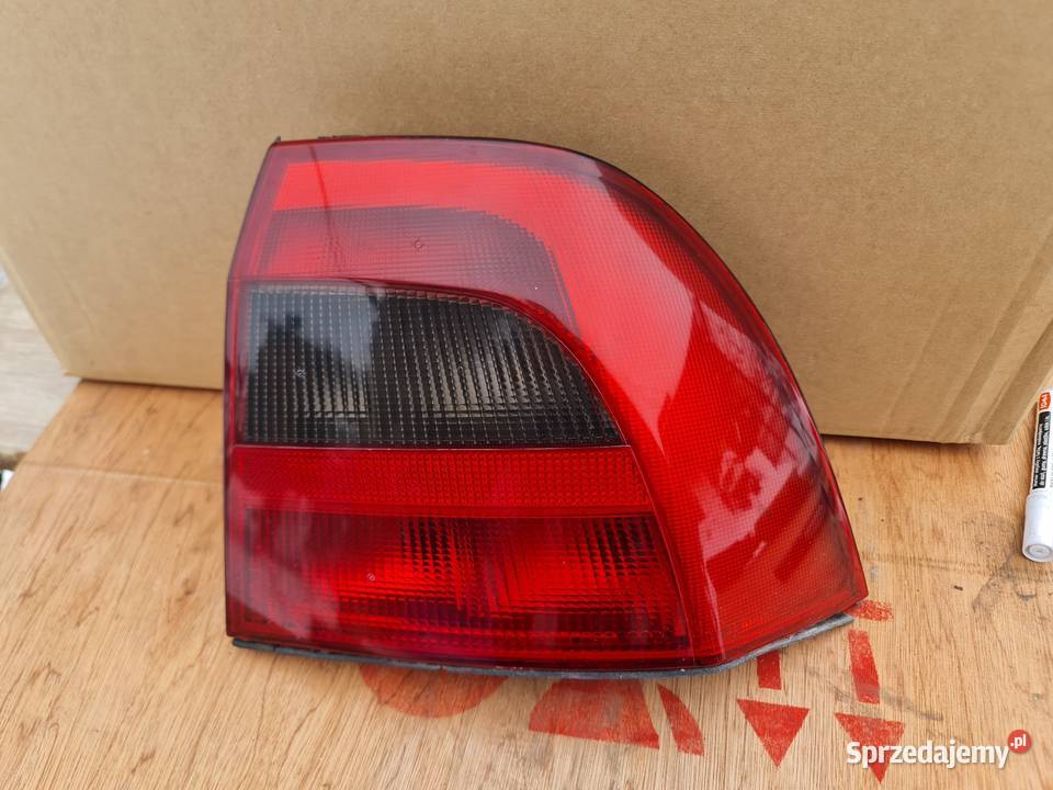 Opel vectra B lampa prawy tył Żory