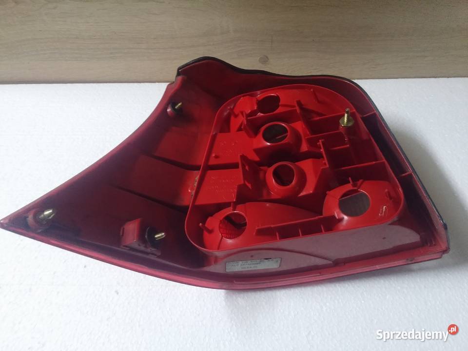 VW Golf IV Lampa Tył 1J6495096 BA Skomielna Biała