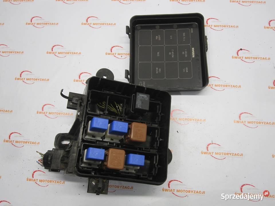 NISSAN LEAF I 11r skrzynka bezpieczników Kielce sprzedam