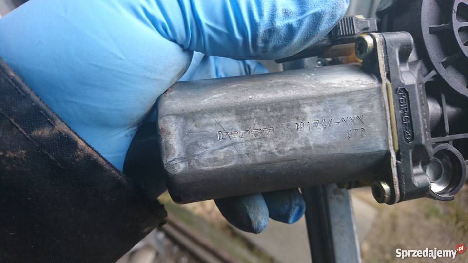 Mercedes e klasa W 210 podnośnik szyby tył prawy