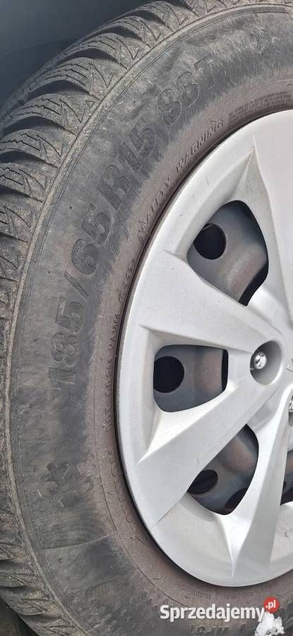 KIA RIO SUPER STAN Sedan 2017r benzyna bmały