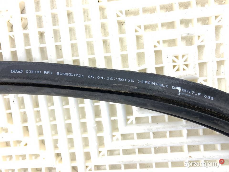 USZCZELKA DRZWI PRZÓD PRAWA AUDI A4 B9 Kombi Uszczelki