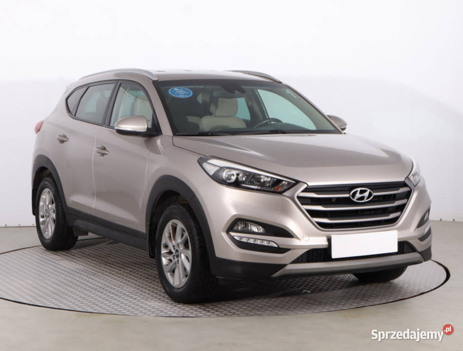 Hyundai Tucson 16 GDI gniazdo USB